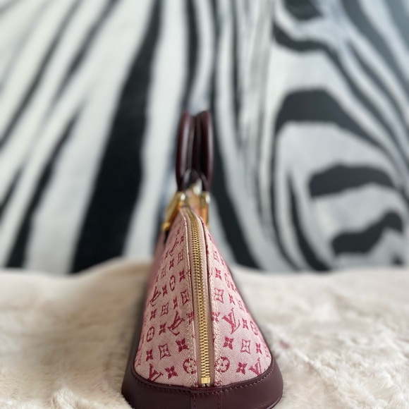 Louis Vuitton Monogram Mini Lin Horizontal Alma Bag - Picture 4 of 16